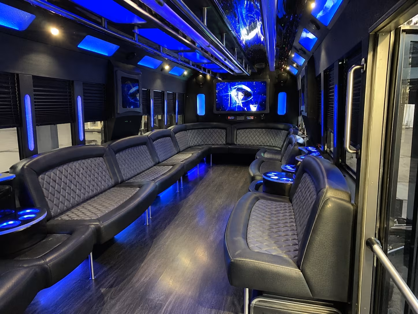mooresville 28 passenger party bus interior