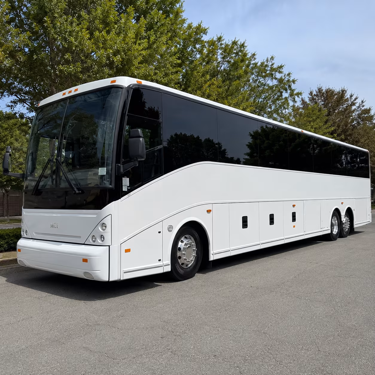 skip the i 77 scramble book a group shuttle to charlotte douglas international airport