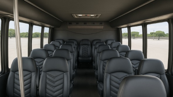 concord 28 passenger minibus
